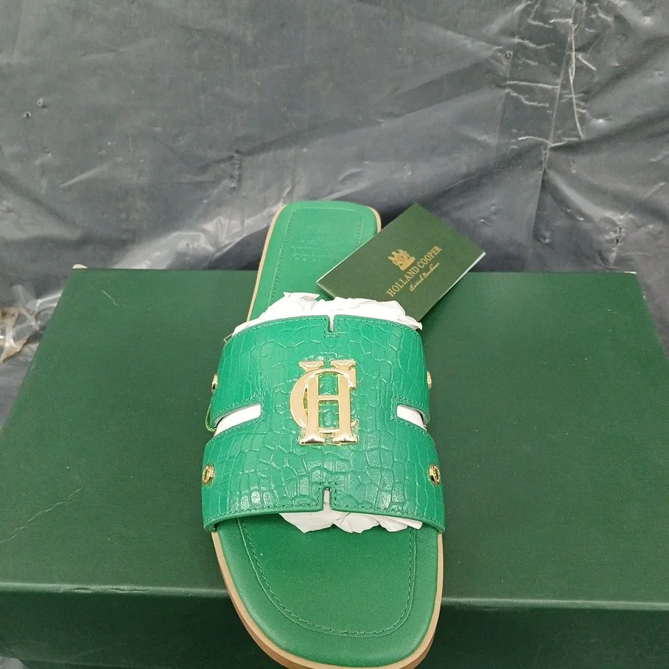 BOXED PAIR OF HOLLAND COOPER MONOGRAM SLIDES - UK SIZE 6