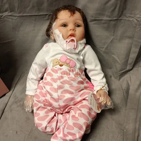REBORN BABY DOLL – CLASSIC DESIGN, BOXED (55 × 25 × 15 CM) PINK PACKAGING
