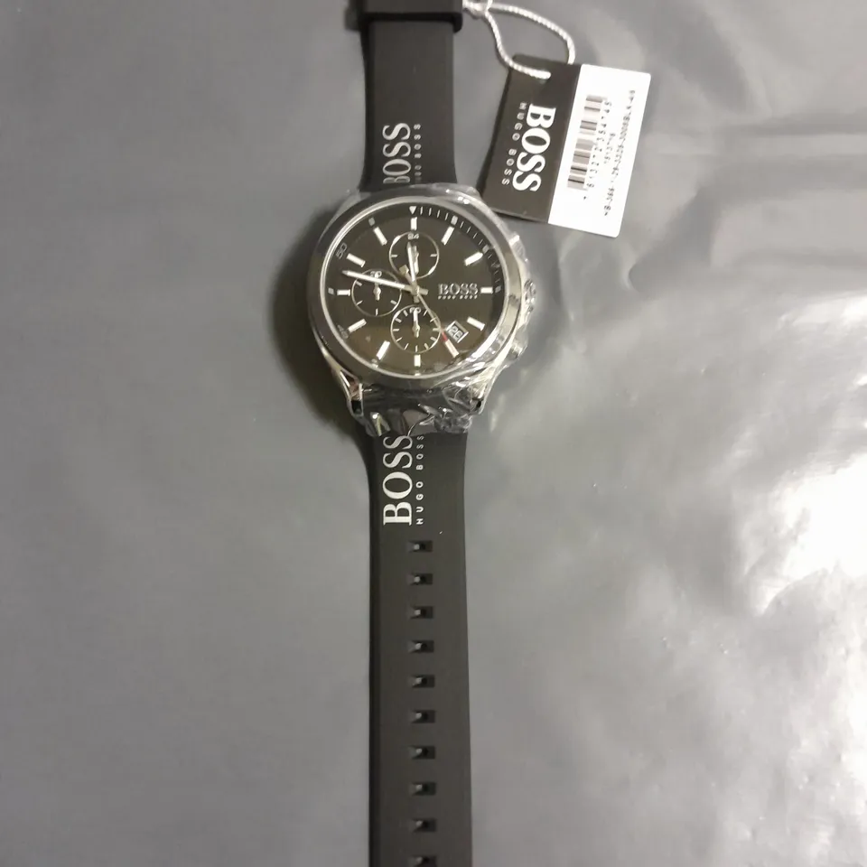 UNBOXED HUGO BOSS STAINLESS STEEL GENTS WATCH WITH RUBBER STRAP