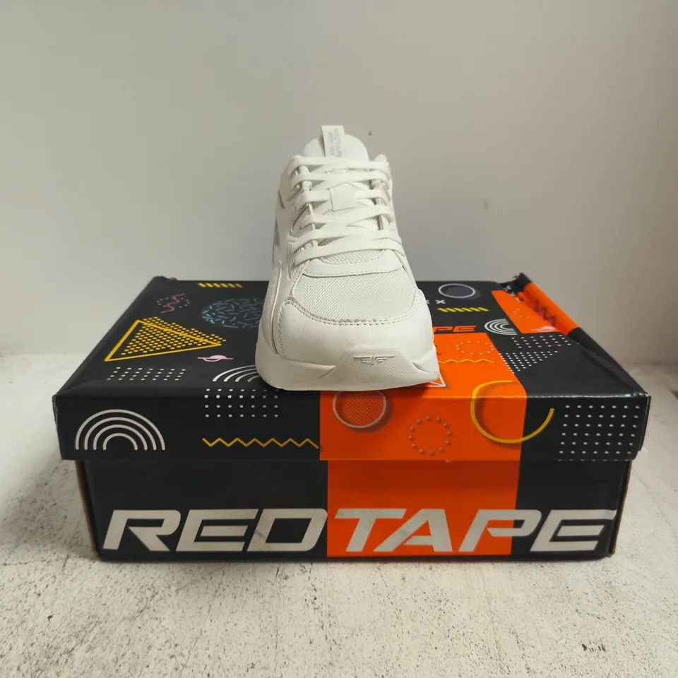 BOXED PAIR OF REDTAPE TRAINERS IN WHITE SIZE UK 9