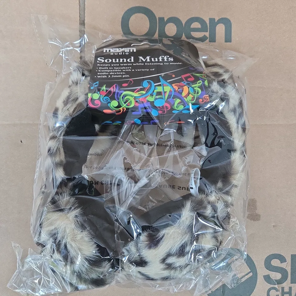 MAXIM AUDIO SOUND MUFFS WITH BUILT-IN SPEAKERS 