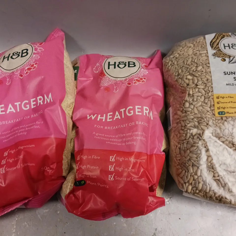 APPROXIMATELY 7 ASSORTED FOOD PRODUCTS TO INCLUDE SUNFLOWER SEEDS, WHEATGERM, NUT MIX ETC 