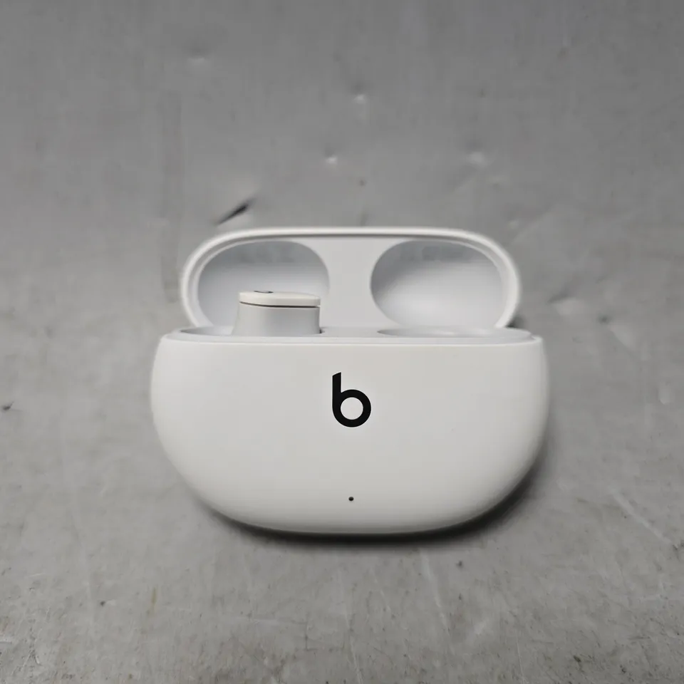 BEATS STUDIO BUDS 