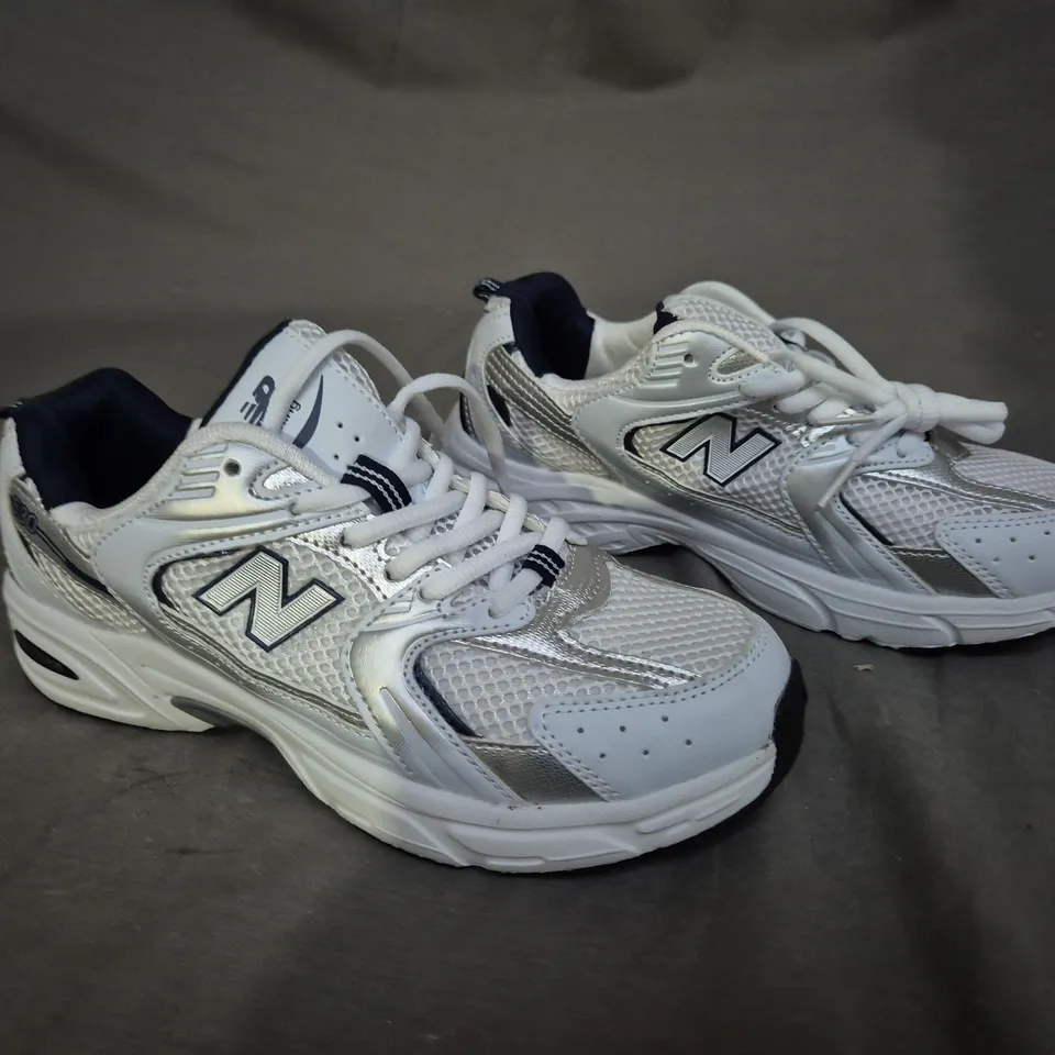 UNBOXED PAIR OF NEW BALANCE 530 WHITE/NAVY UK 6