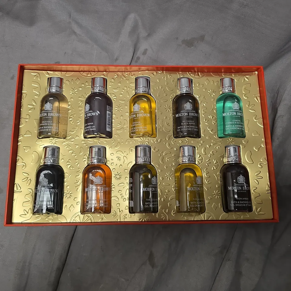 BOXED MOLTON BROWN 10 PC BATH & SHOWER GEL SET