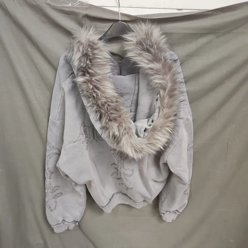 GREY ZIP-UP HOODIE WITH FAUX FUR-TRIMMED HOOD AND EMBROIDERED DETAILING SIZE M