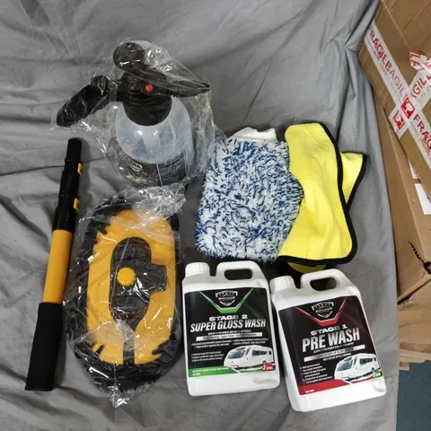 BLITZ CLEAN CAR WASH KIT IN BRANDED BUCKET – STAGE 1 PRE-WASH & STAGE 2 SUPER GLOSS WASH