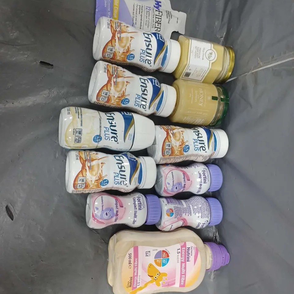 APPROXIMATELY 8 ASSORTED FOOD ITEMS TO INCLUDE - NUTRICIA FORTISIP - BUZZ NATURALS HONEY - NUTRINI ENERGY MULTI FIBRE ETC.