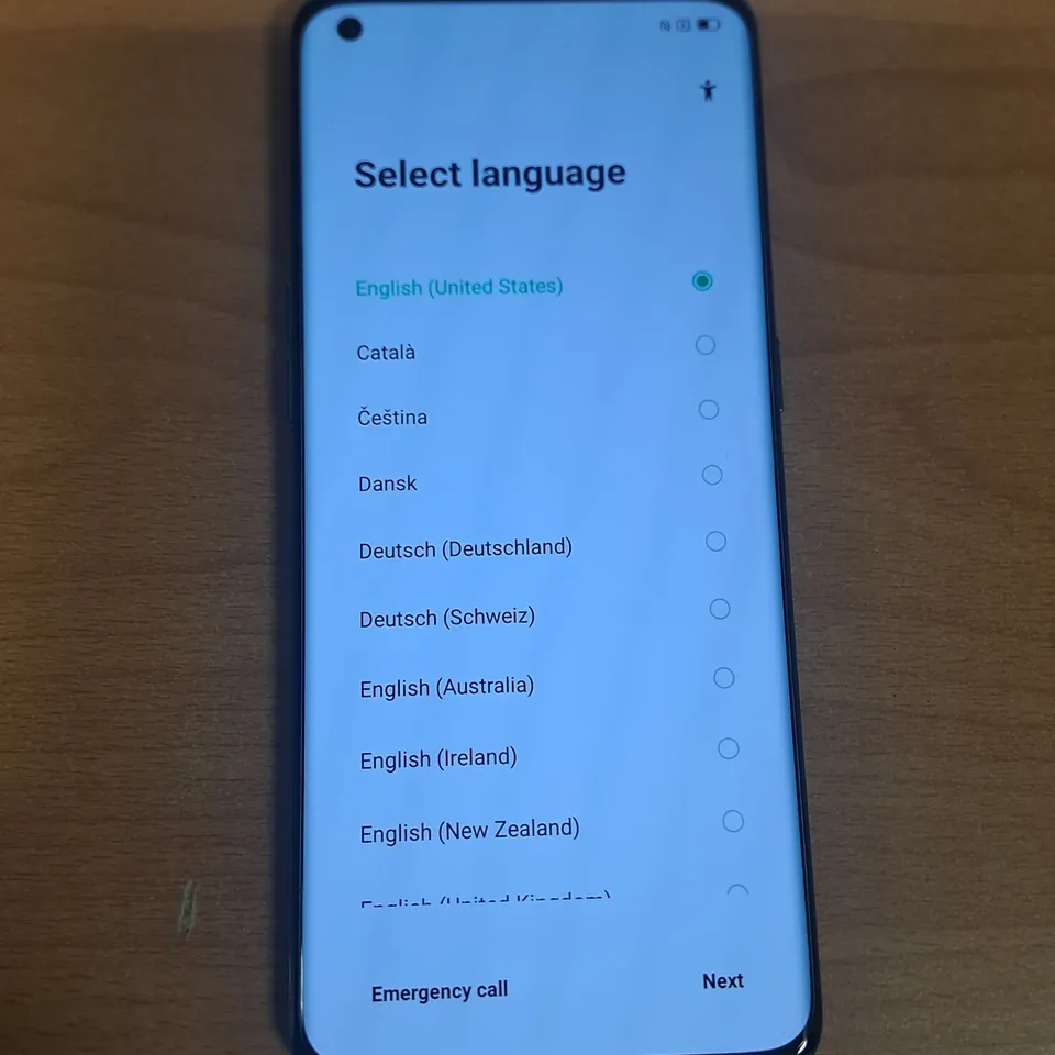 BOXED OPPO FIND X3 PRO 5G 12/256GB IN GLOSS BLACK - CPH2173