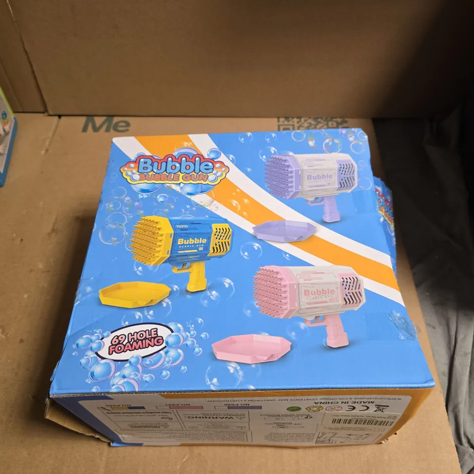 BOX OF APPROXIMATELY 15 ASSORTED TOYS AND GAMES INCLUDING FISHER PRICE MUSIC BOX RECORD PLAYER , DOG WOBBLER TOY AND BUBBLE GUN