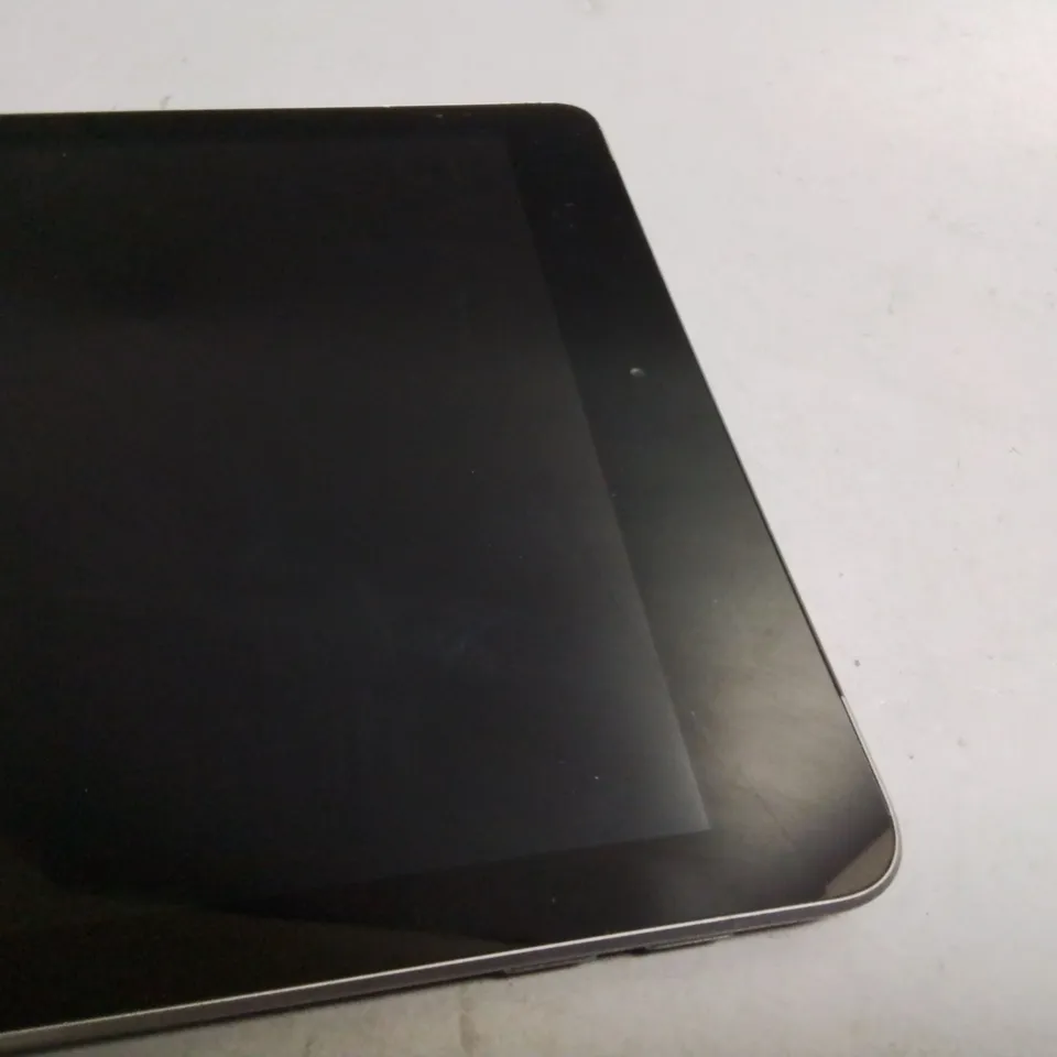 UNBOXED APPLE IPAD 6 128GB 9.7"  IN SPACE GREY