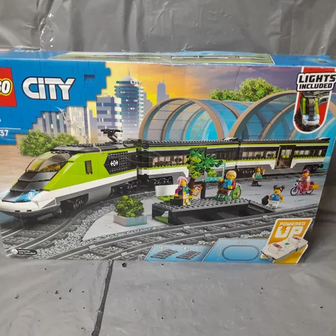 BOXED LEGO CITY EXPRESS PASSENGER TRAIN 60337 7+