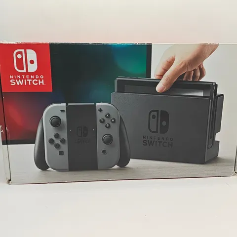 BOXED NINTENDO SWITCH HANDHELD GAMING CONSOLE WITH GREY JOY-CONS
