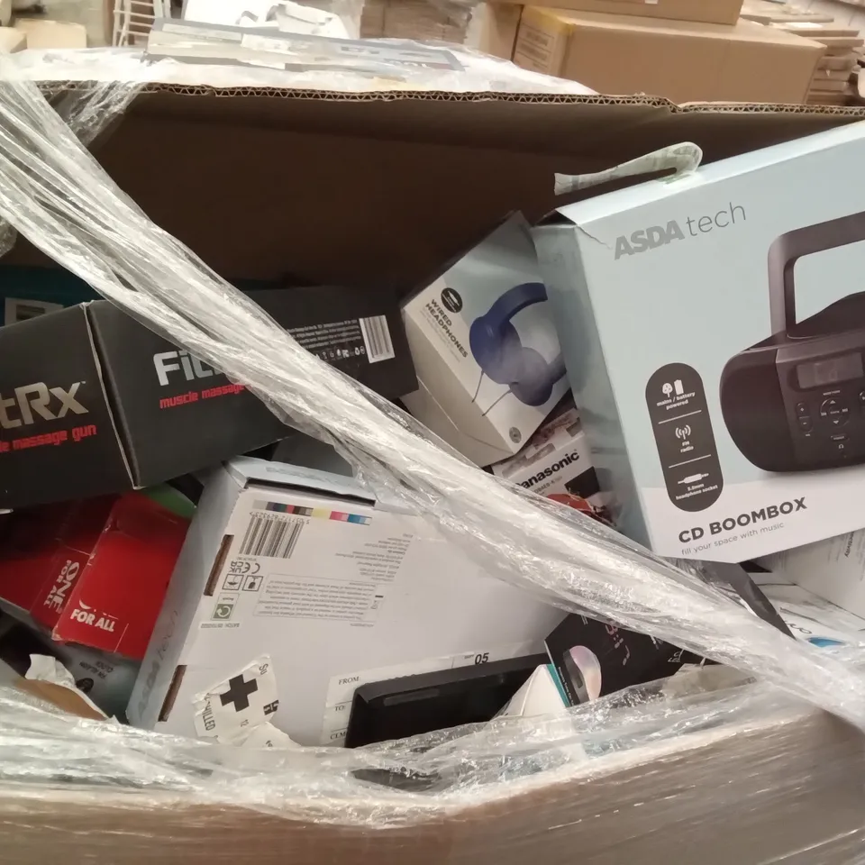 PALLET OF ASSORTED ELECTRONICS INCLUDING CD BOOMBOX, FITRX MUSCLE MASSAGE GUN, ROKU EXPRESS, PANASONIC DVD PLAYER, CANON PIXMA PRINTER, POLAROID BLUETOOTH DAB+/FM RADIO