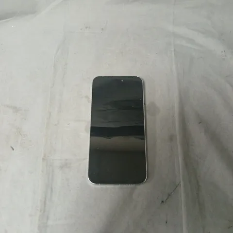 APPLE IPHONE SMARTPHONE – SILVER, TRIPLE-CAMERA REAR