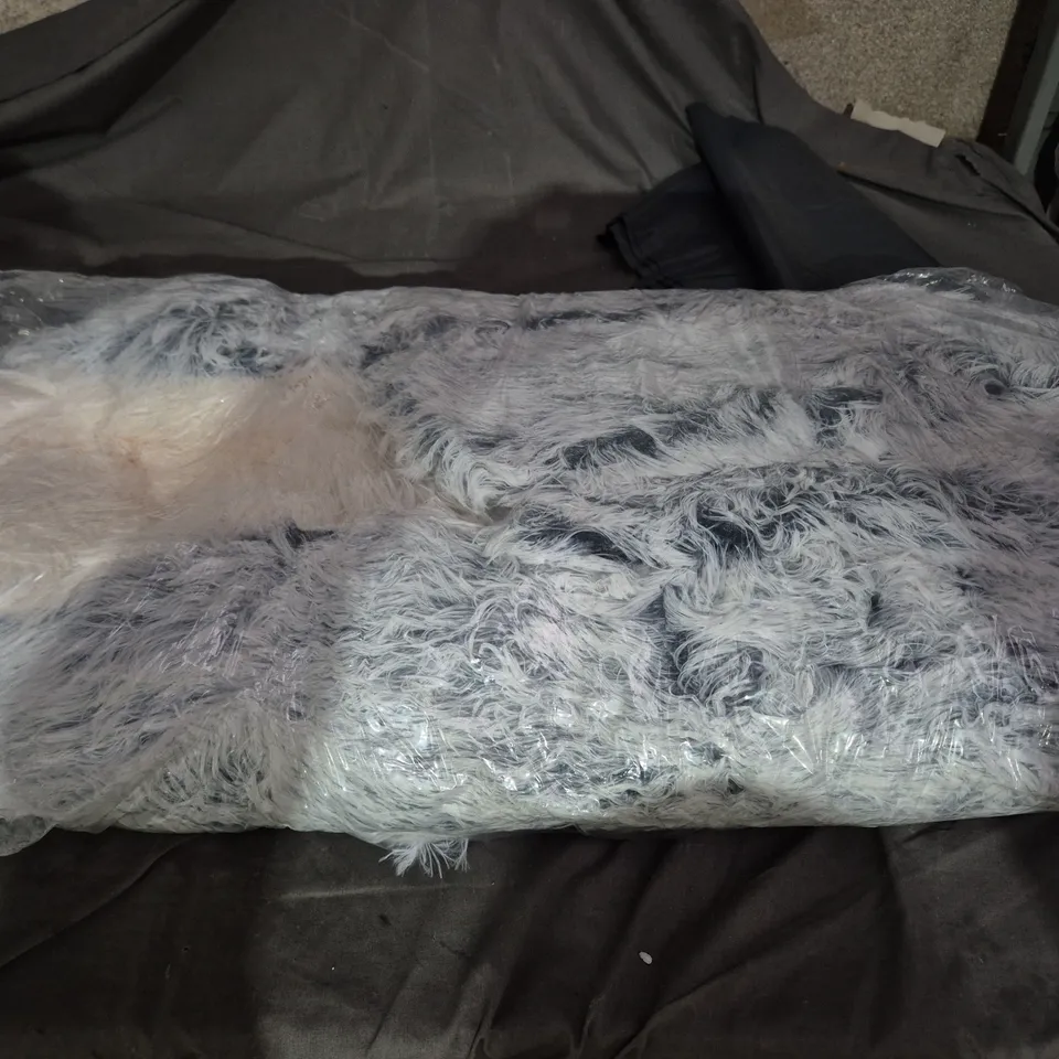 MEDIUM-LARGE PET BED - GREY