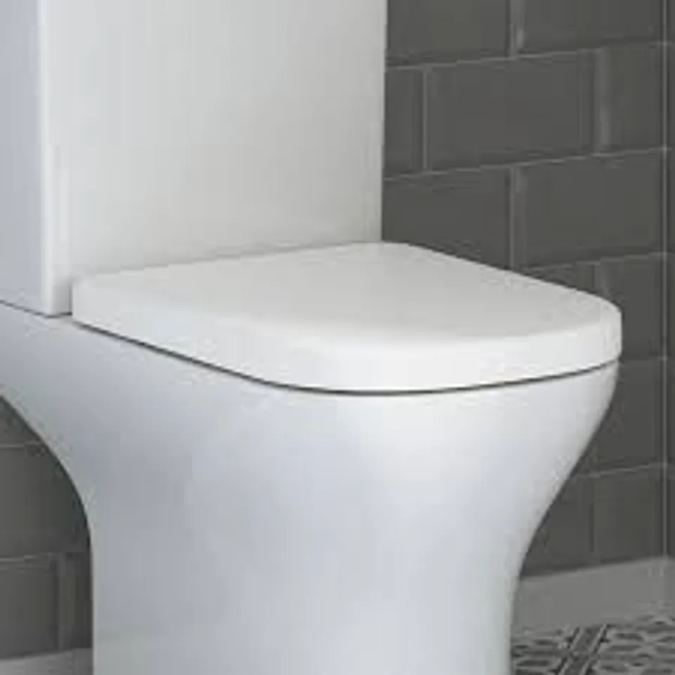 BOXED PORTLAND WRAP ROUND TOILET SEAT 