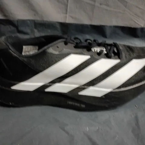 UNBOXED PAIR OF ADIDAS ADIZERO RUNNING SHOES –UK SIZE 8