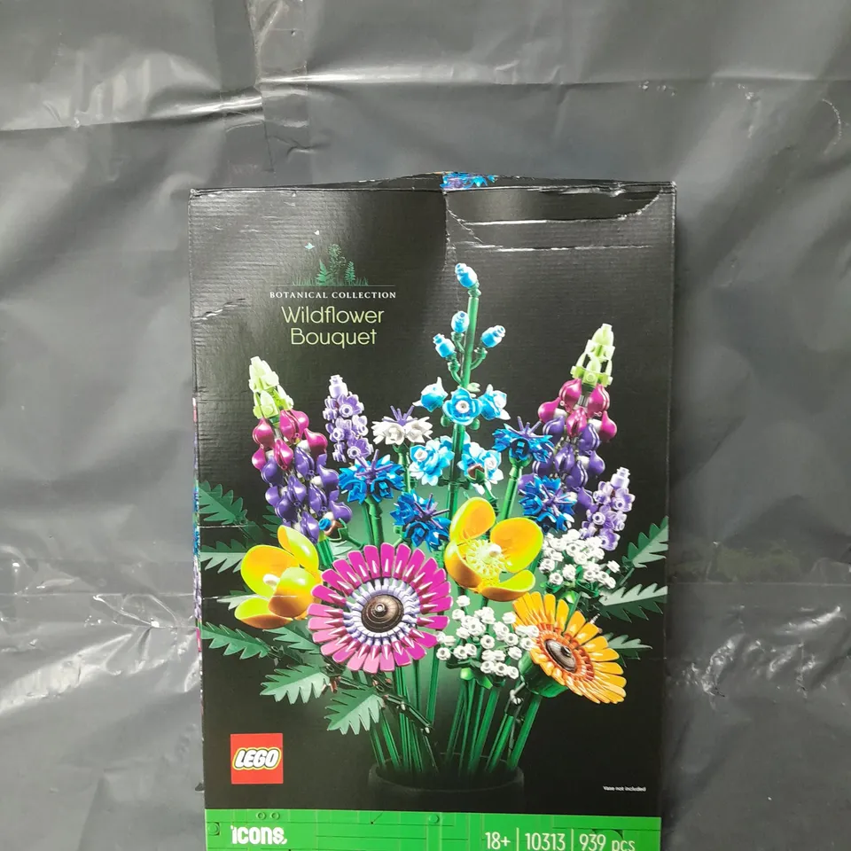 BOXED LEGO WILD FLOWER BOUQUET 10313 RRP £55