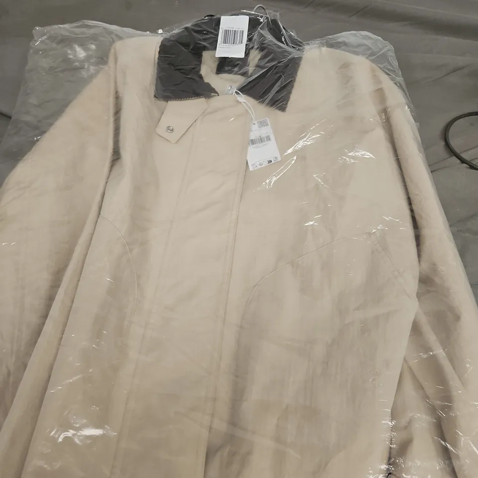 MANGO WILLY JACKET – BEIGE WOMEN’S JACKET WITH BLACK COLLAR, SIZE L