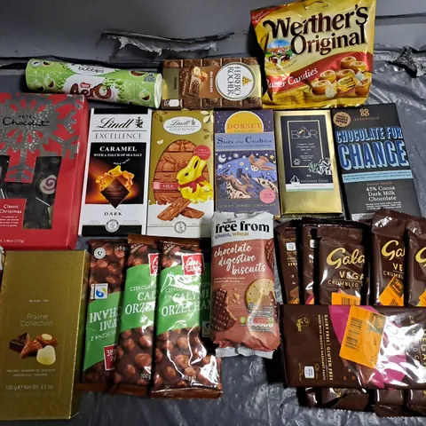 LOT OF APPROXIMATELY 20 ASSORTED FOOD ITEMS TO INCLUDE GALAXY BARS, WERTHERS ORIGINAL AND BISCUITS