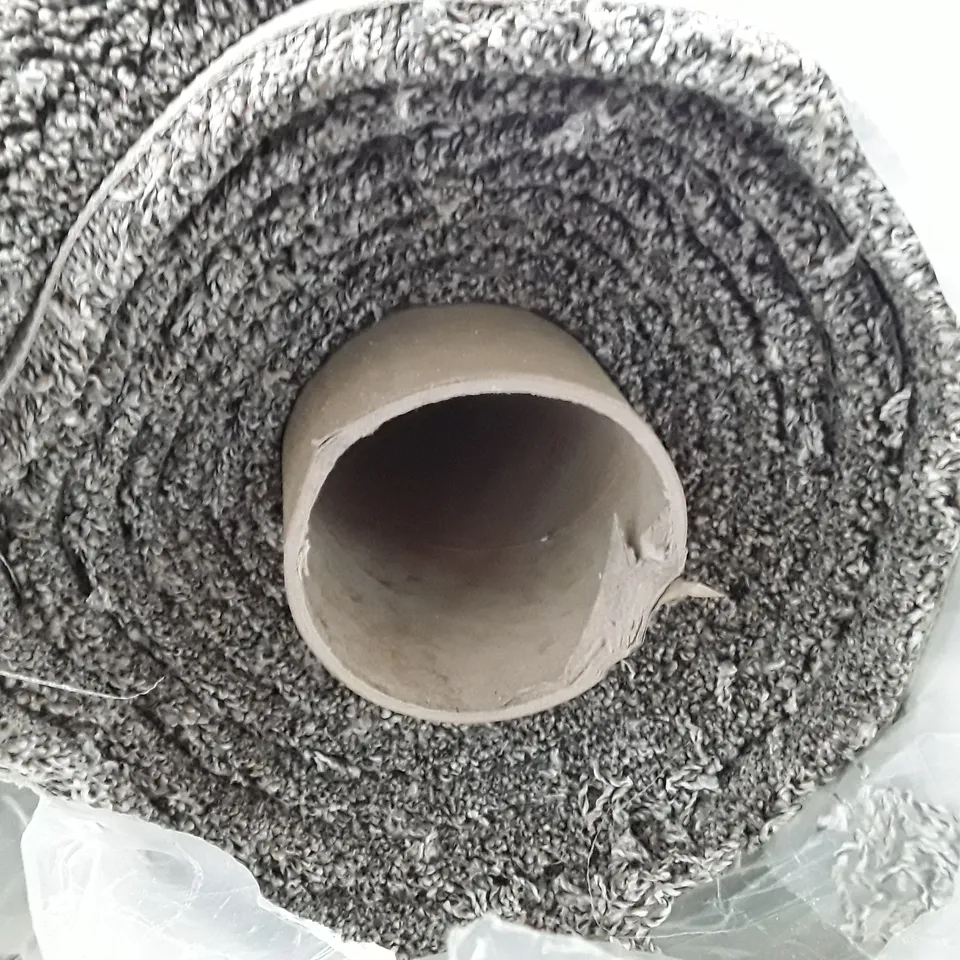 ROLL OF QUALITY MELBOURNE SUPREME 795 GRANITE CARPET APPROXIMATELY 5.6×4M