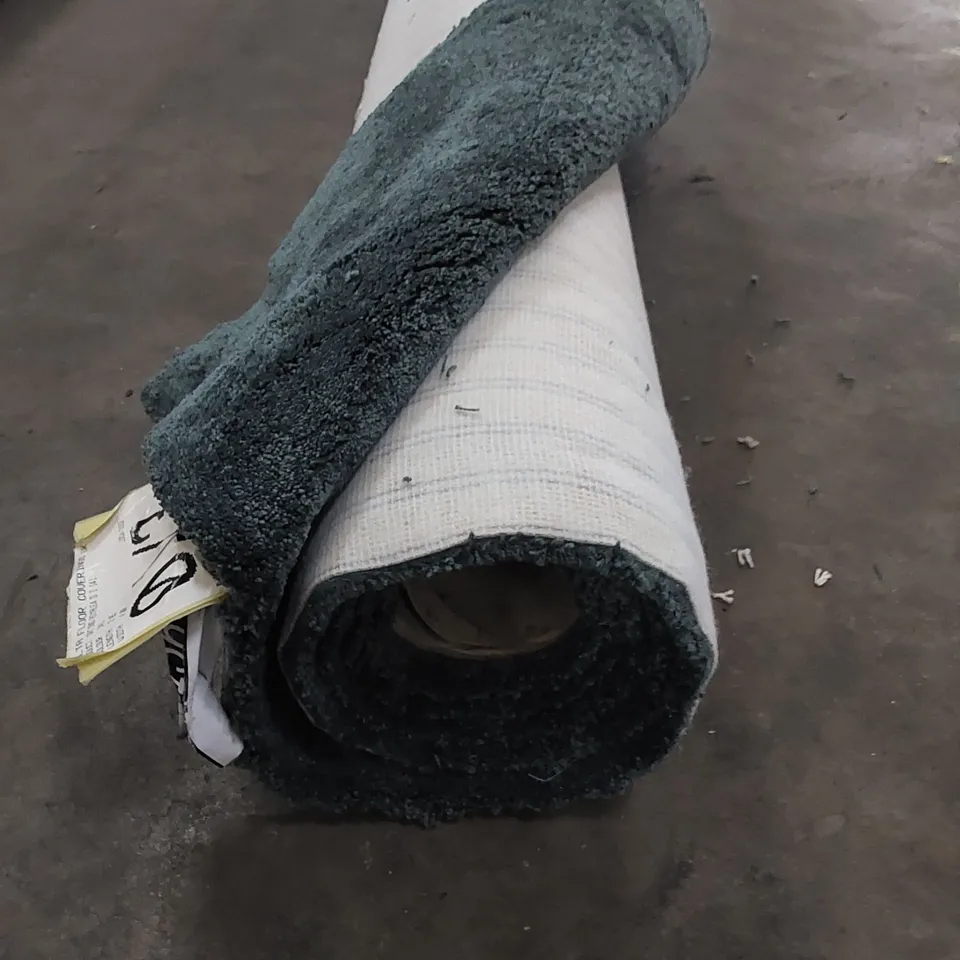 ROLL OF QUALITY SATIN ROYALE CARPET // SIZE: APPROXIMATELY 2.85 X 4m