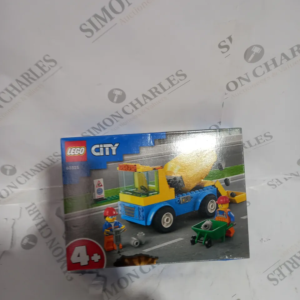 LEGO CITY - CEMENT TRUCK