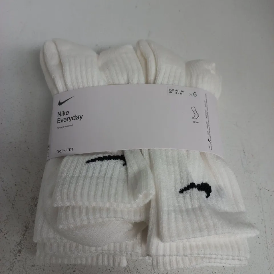 NIKE EVERYDAY CREW SOCKS – WHITE, UK 8-11, PACK OF 6
