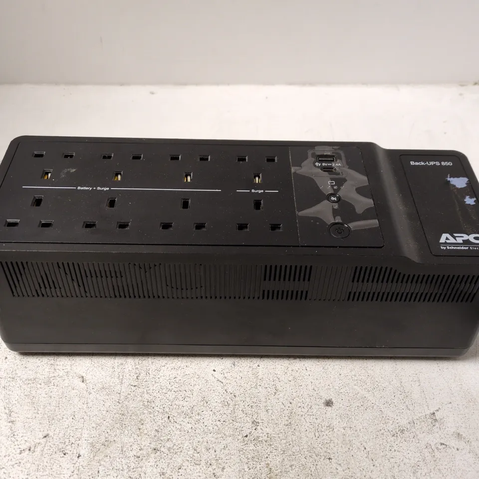 APC Back-UPS 650 UPS - BE500G2
