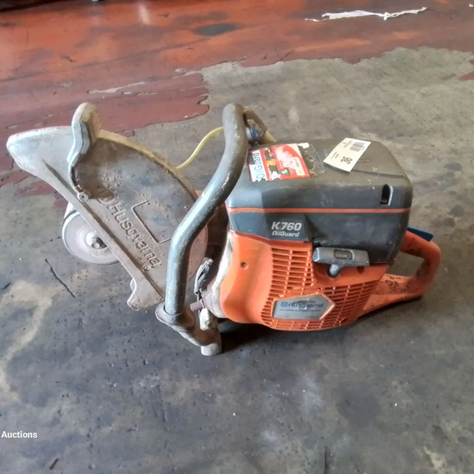 HUSQVARNA K760 CUT-N-BREAK DEEP CUT CONCRETE SAW. (NO DISC)