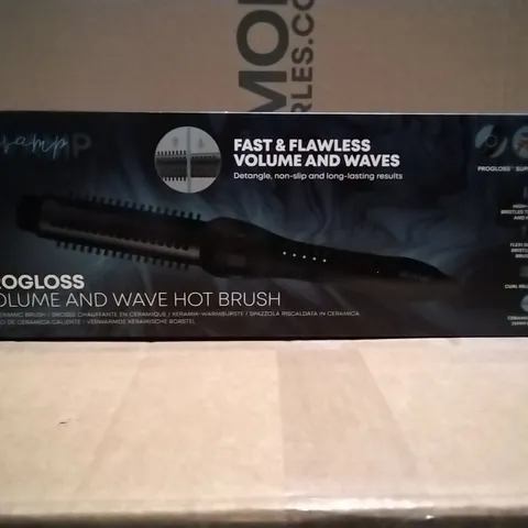 BOXED REVAMP PROGLOSS VOLUME AND WAVE HOT BRUSH BR-1350-GB