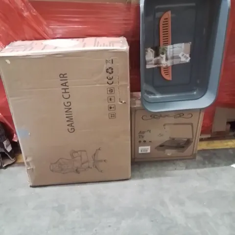 PALLET OF ASSORTED HOUSEHOLD GOODS AND PRODUCTS TO INCLUDE;CAT LITTER TRAY,AUDIO TURNTABLE,GAMING CHAIR 