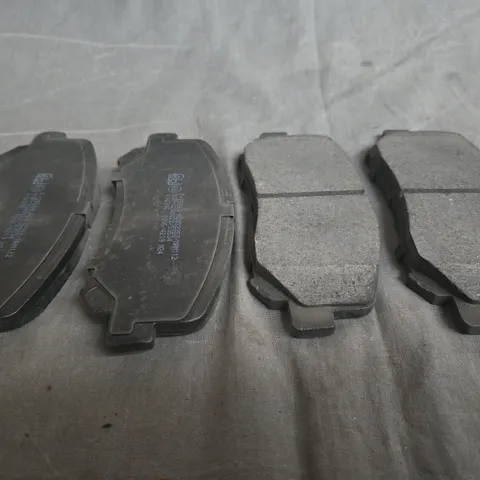 BRAKE PAD SET FOR MAZDA