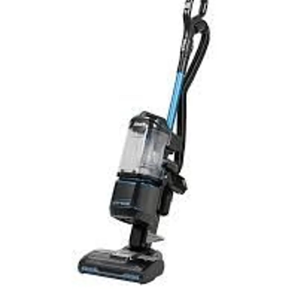BOXED SHARK LIFT AWAY UPRIGHT VACUUM CLEANER