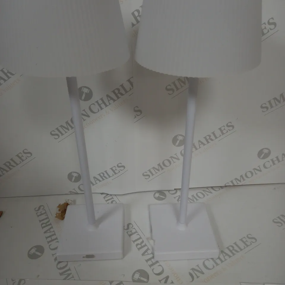 BOXED SFIXX SET OF 2 INDOOR OUTDOOR TOUCH TABLE LIGHTS - WHITE