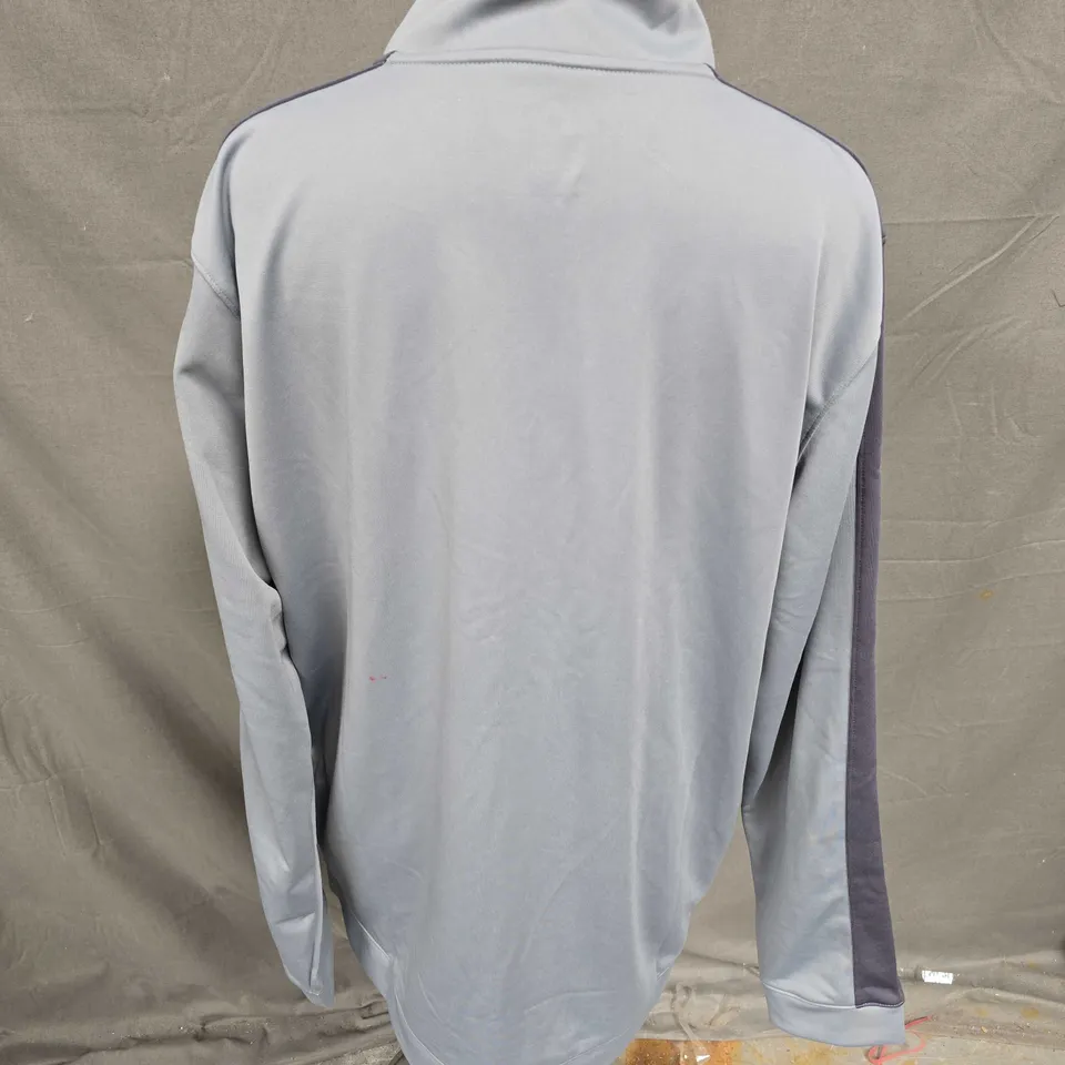 UNDER ARMOUR ZIP UP TOP IN GREY SIZE XL