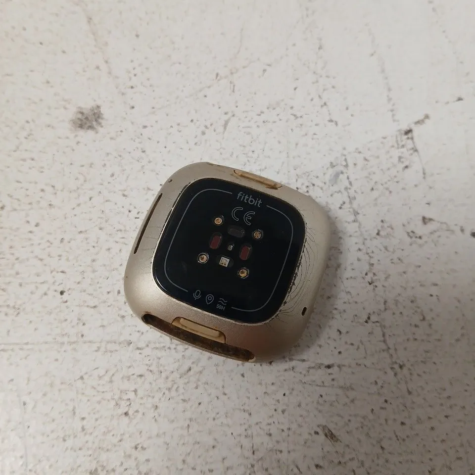 FITBIT VERSA 3 GOLD