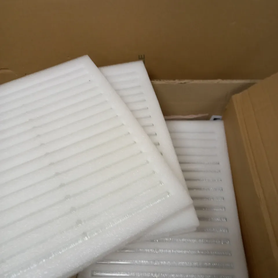 MICHELLE KEEGAN GLASS ROD CEILING LIGHT RRP £125