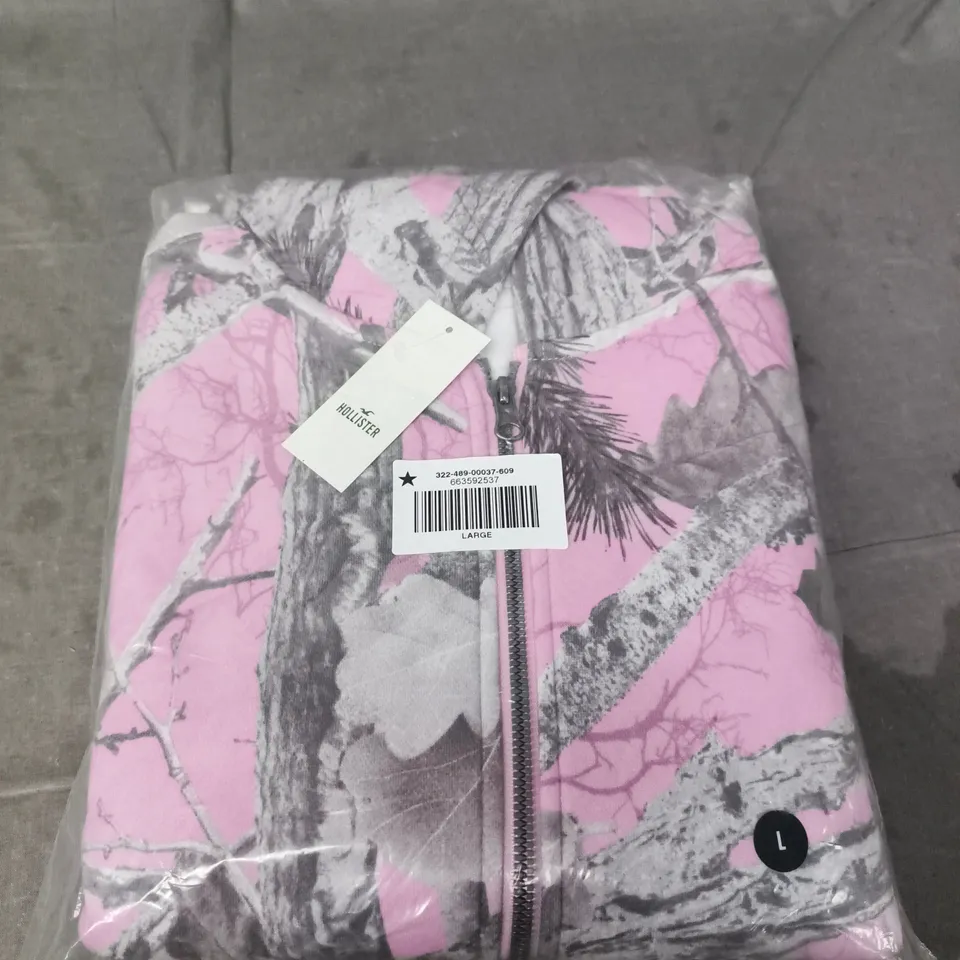 BAGGED HOLLISTER FULL ZIP HOODIE - SIZE LRGE