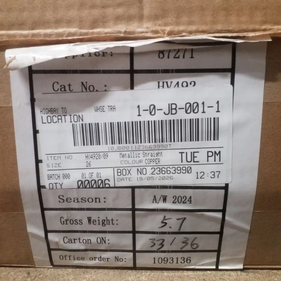 BOX CONTAINING APPROXIMATELY 6 BRAND NEW J D WILLIAMS DENIM COPPER METALLIC STRAIGHT JEANS - SIZE 26