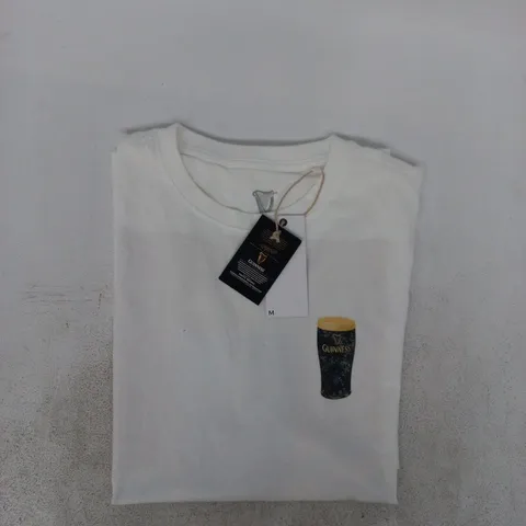 GUINNESS SHORT SLEEVE T-SHIRT IN WHITE SIZE MEDIUM