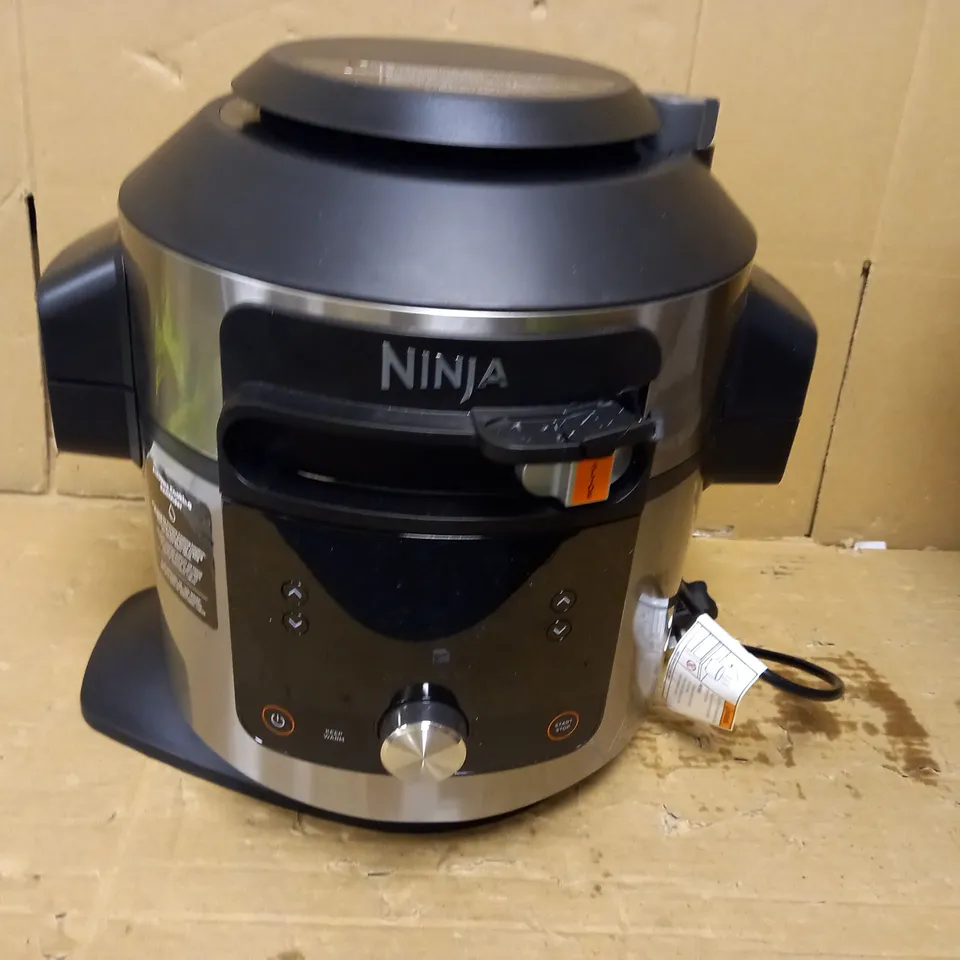 NINJA FOODI MAX SMARTLID MULTI-COOKER 
