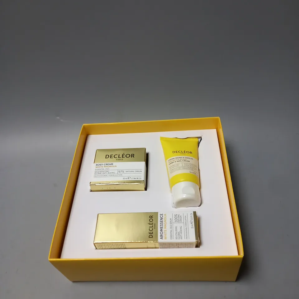 DECLEOR WHITE MAGNOLIA ANTI-AGEING CHRISTMAS COLLECTION