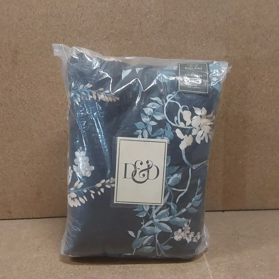 BAGGED FULLY LINED EYELET CURTAINS - 228 x 228cm