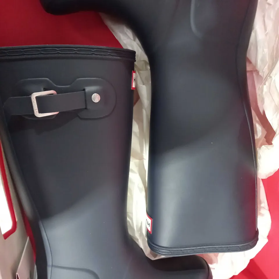 BOXED HUNTER ORIGINAL KIDS JUNIOR RUBBER WELLINGTONS BOOTS, NAVY - SIZE 13 