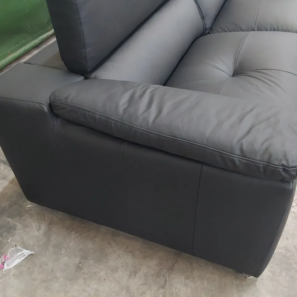 DESIGNER ITALIAN STYLE FOUR SEATER SOFA BLACK LEATHER WITH ADJUSTABLE HEADRESTS 