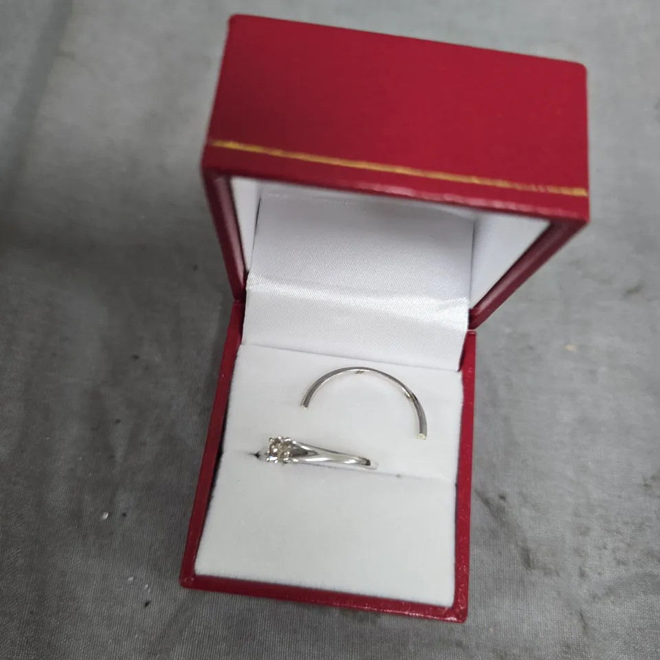 SILVER-TONE CURVED HOOP EARRINGS – PAIR, IN RED PRESENTATION BOX WHITE GOLD 1/4 CARROT DIAMOND SOLITAIRE BROKEN RING 