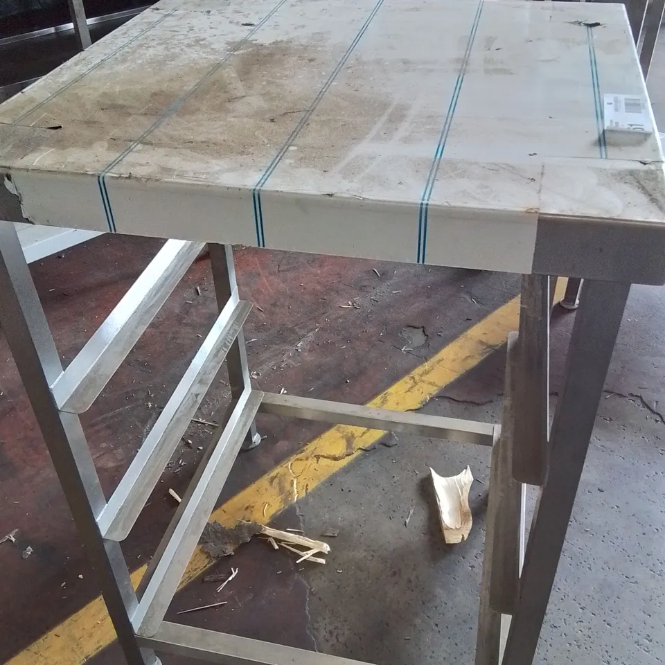 STAINLESS STEEL INDUSTRIAL CATERING WORKTOP/COUNTER