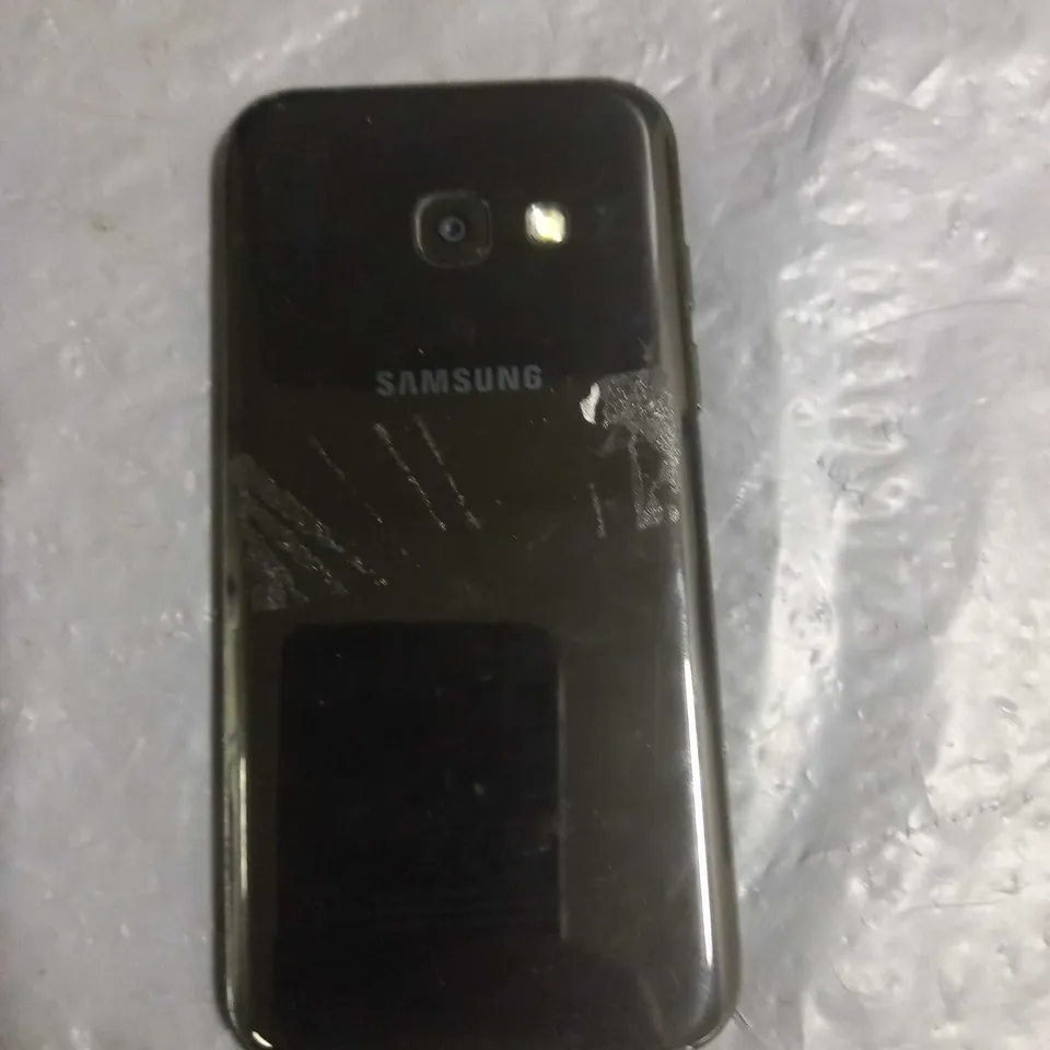 SAMSUNG GALAXY A3 MOBILE PHONE 16GB SM-A320FL